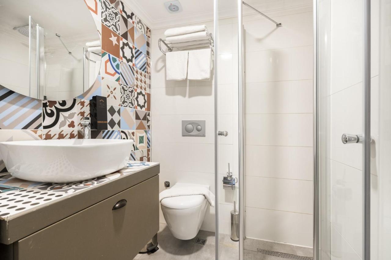Cozy Studio Flat Near Hadrians Gate Daire Antalya